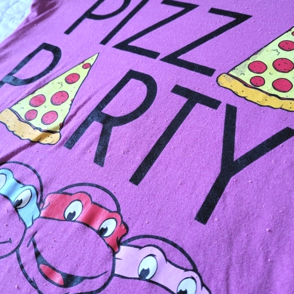 2/$15 🌼 Teenager Mutant Ninja Turtles Pizza Party Tee - Picture 3 of 10